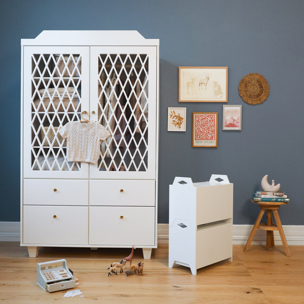 Harlequin Wardrobe, FSC Mix - White