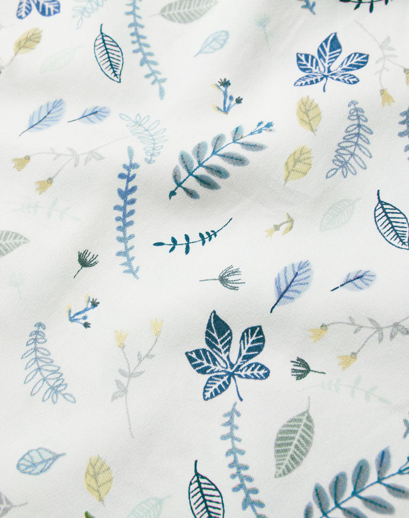 Bedding, Junior, 100x140cm - GOTS Pressed Leaves Blue - UPCYCLED