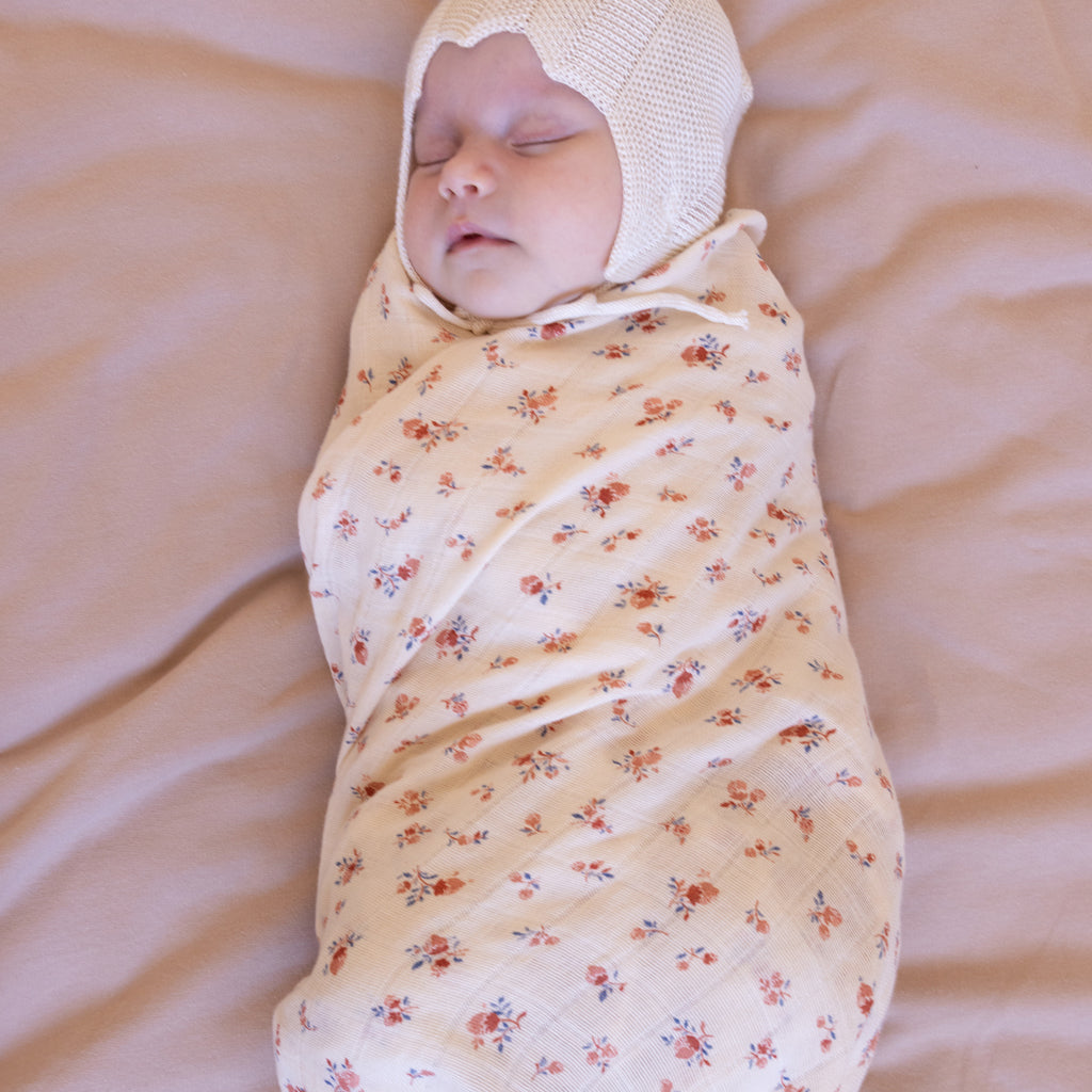 Swaddle - GOTS - Berries