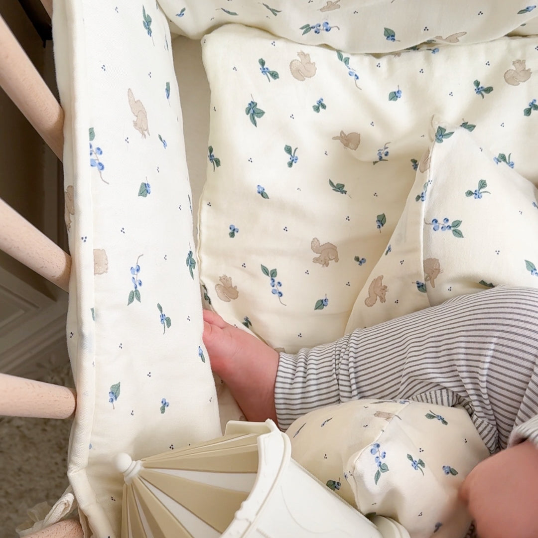 Cot Bumper - OCS - Blueberries