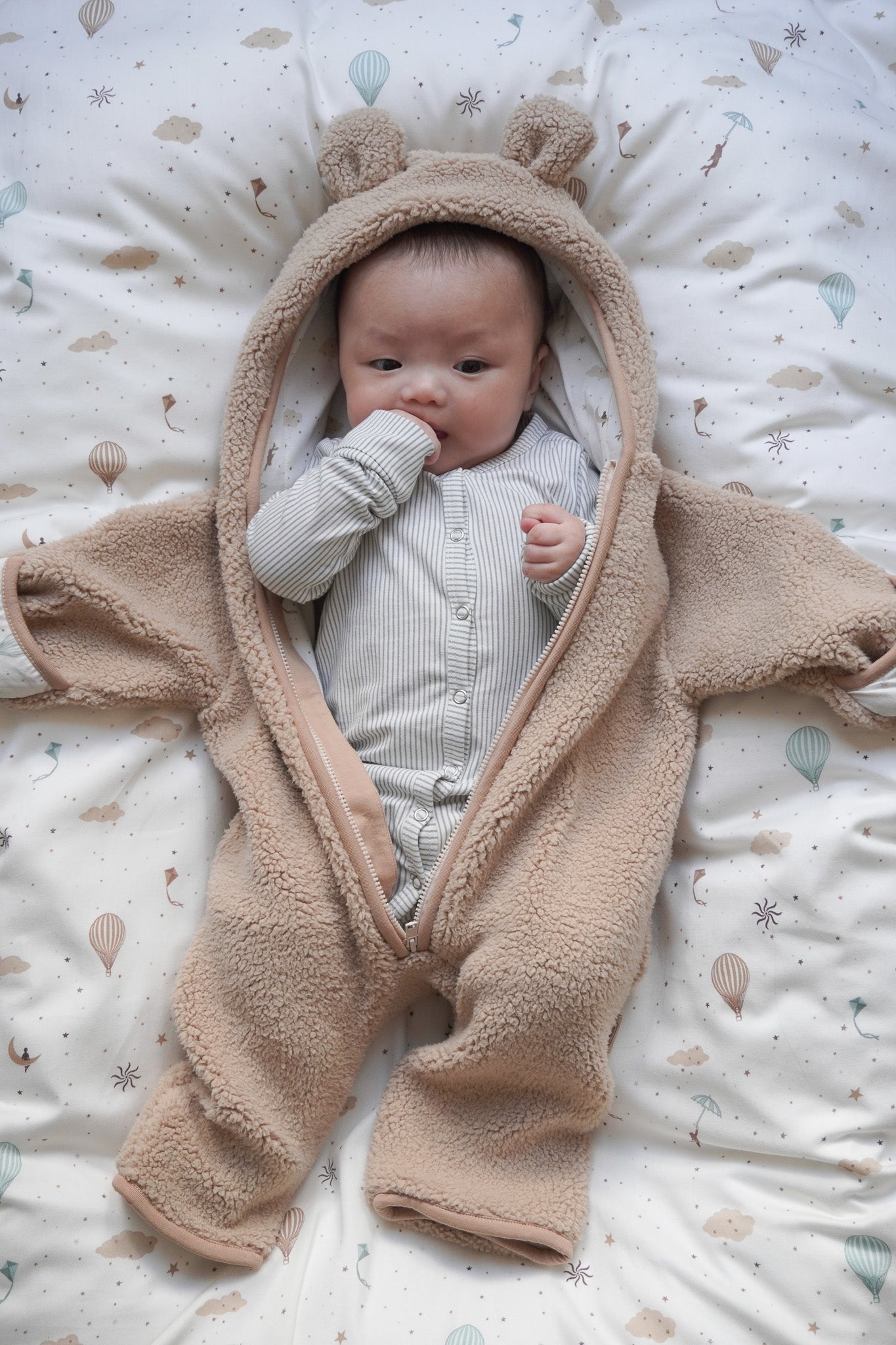 Sherpa Onesie Vincent - Latte/ Dreamland