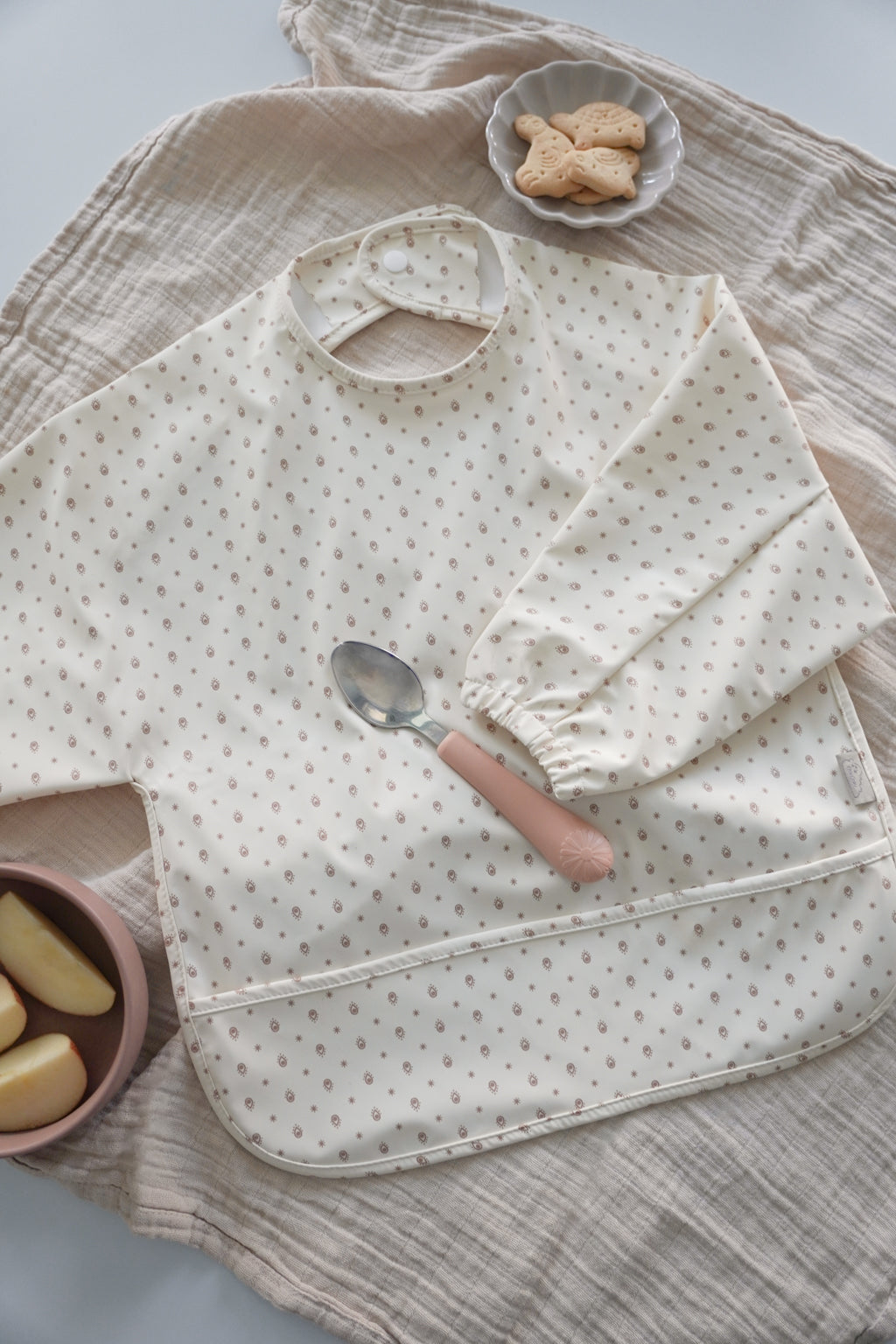 Sleeved Bib - Rowan