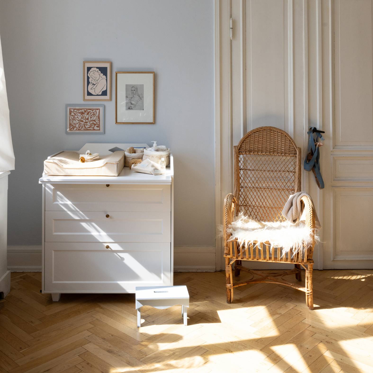 Luca Changing Table Dresser - White