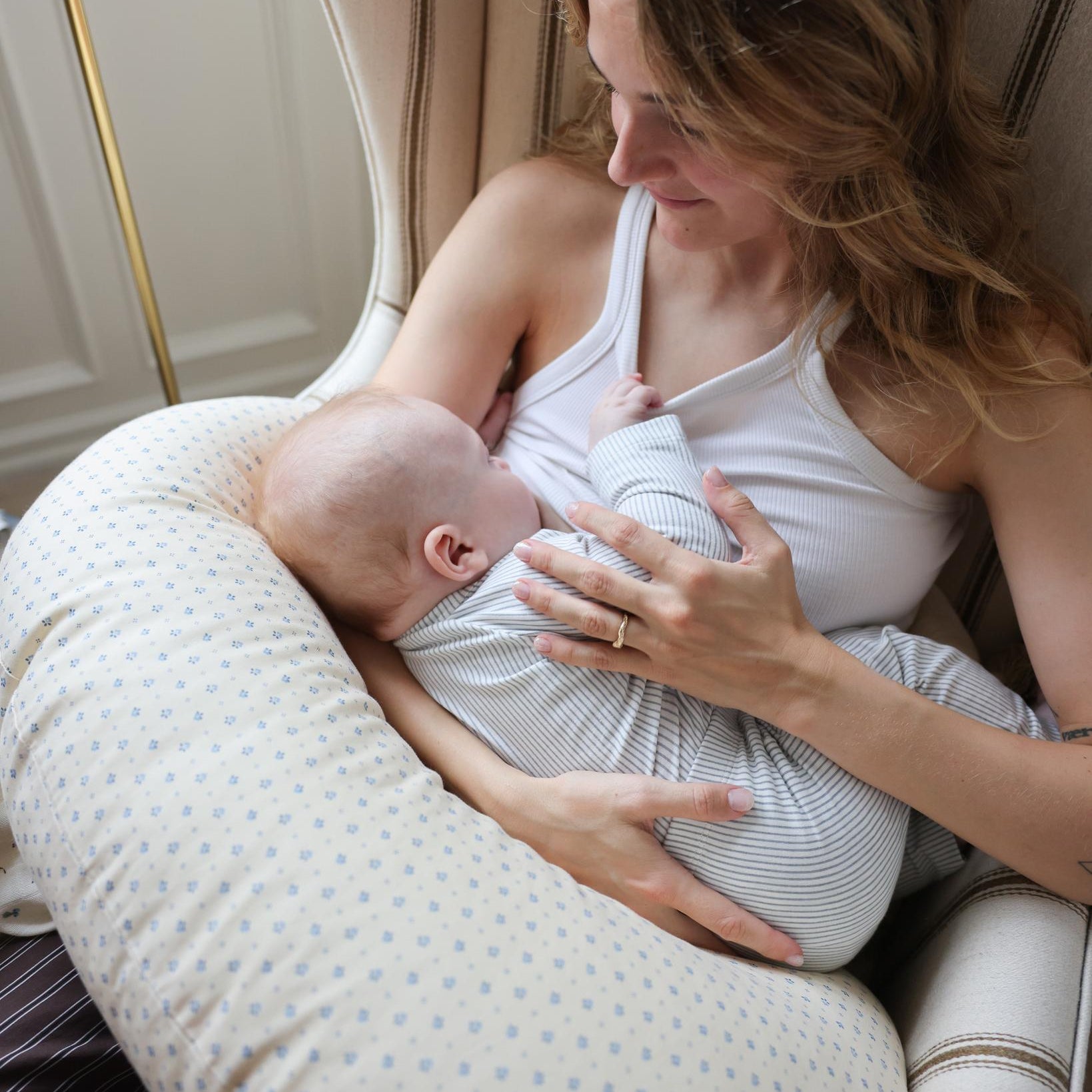 Nursing Pillow - OCS - Capri