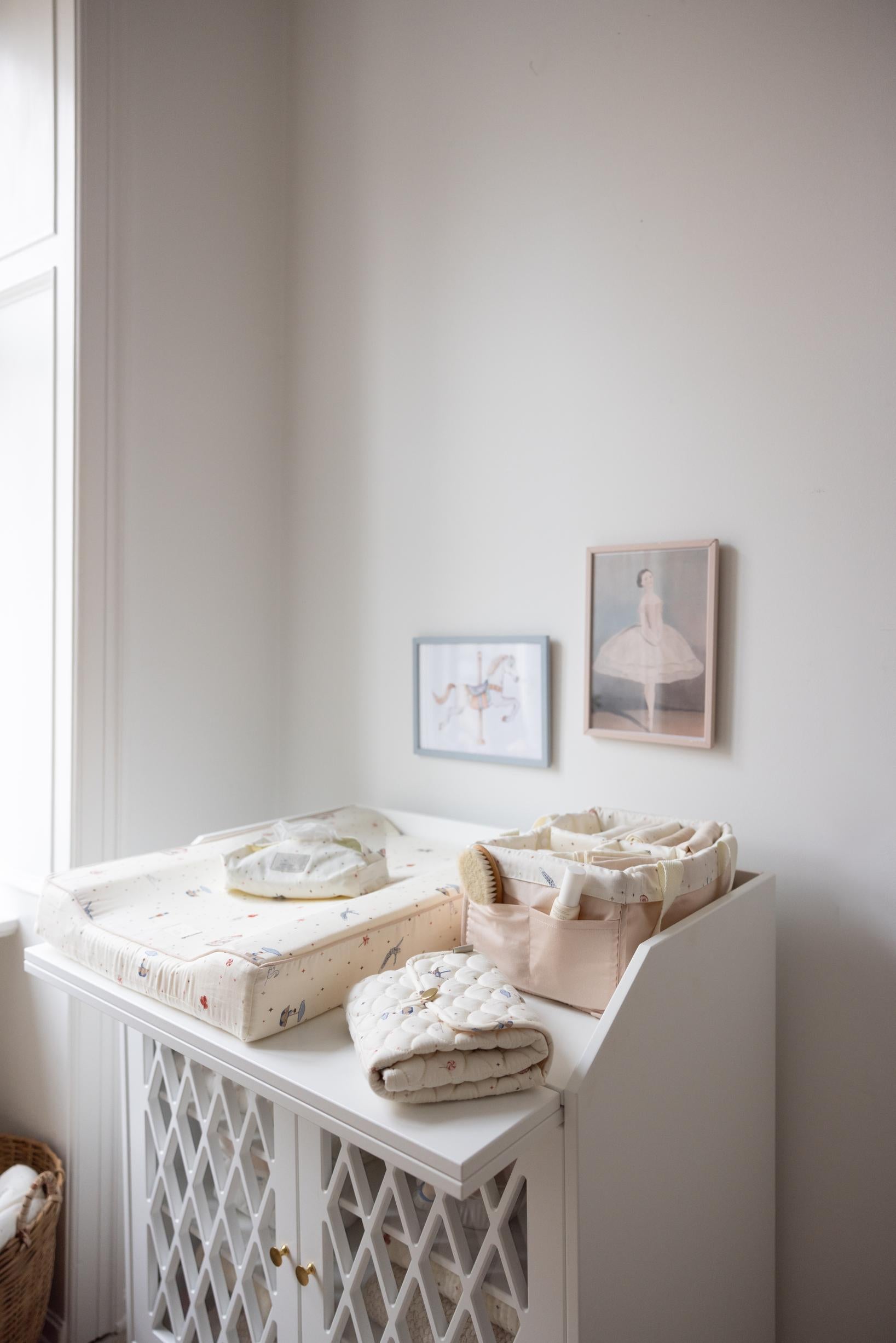 Changing Cushion - OCS - Carousel