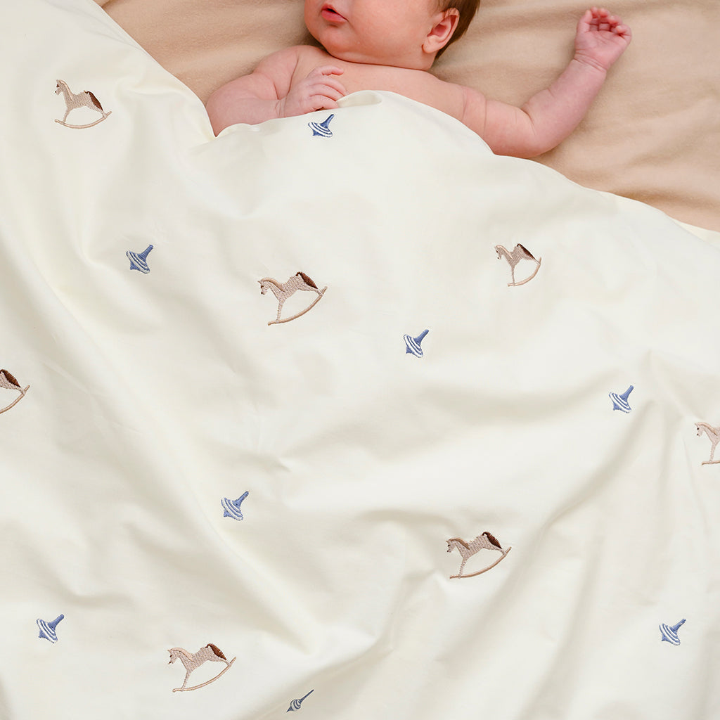 Embroidered Baby Bedding Set, 70x100cm - GOTS - Vintage Toys