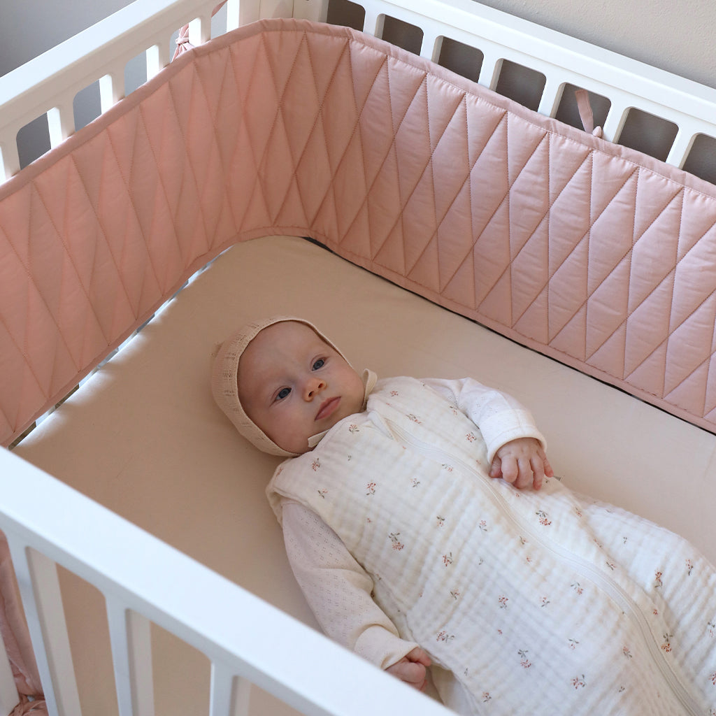 Cot Bumper w/ Harlequin embroidery - OCS Blossom Pink