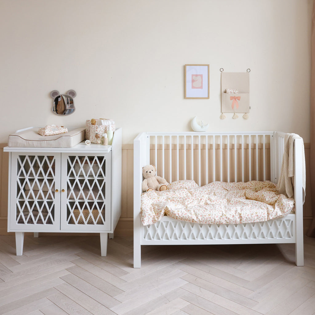 Harlequin Baby Bed, 60x120cm, FSC Mix - White