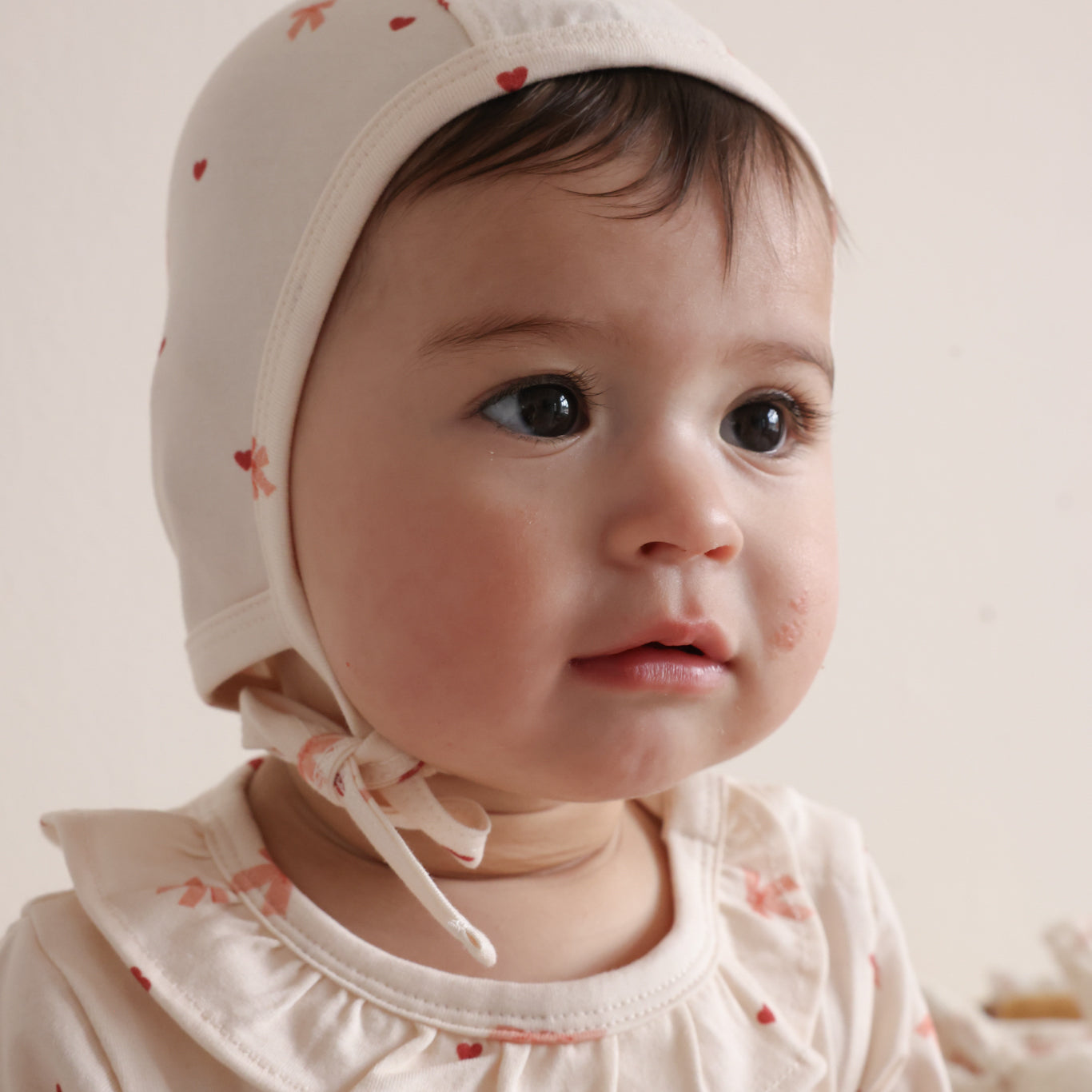 Baby Bonnet 0-3M - GOTS - Bows