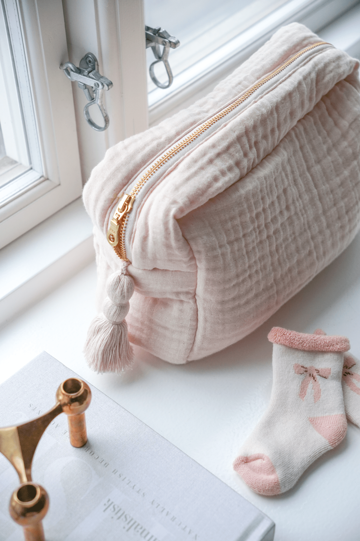 Muslin Toiletry Bag - OCS - Shell
