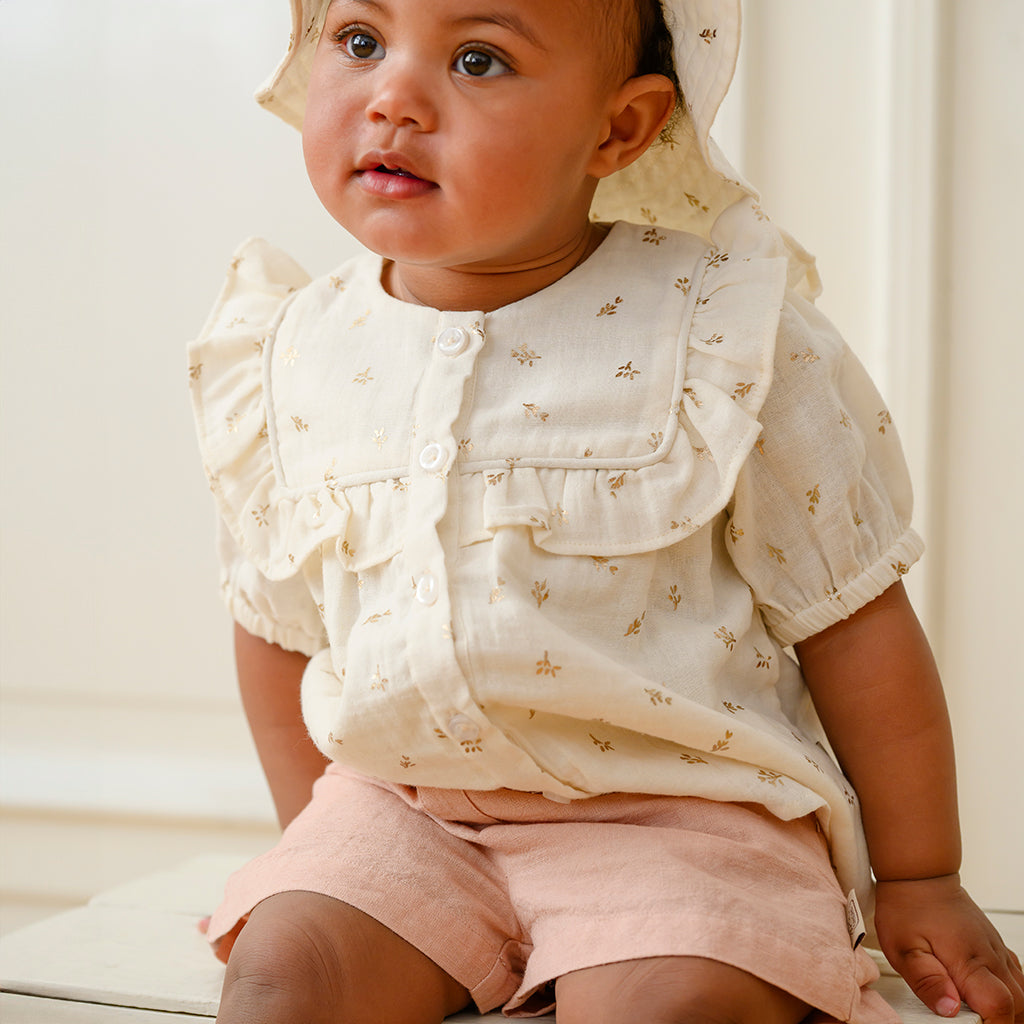 Noa Shorts - GOTS - Gold Flower